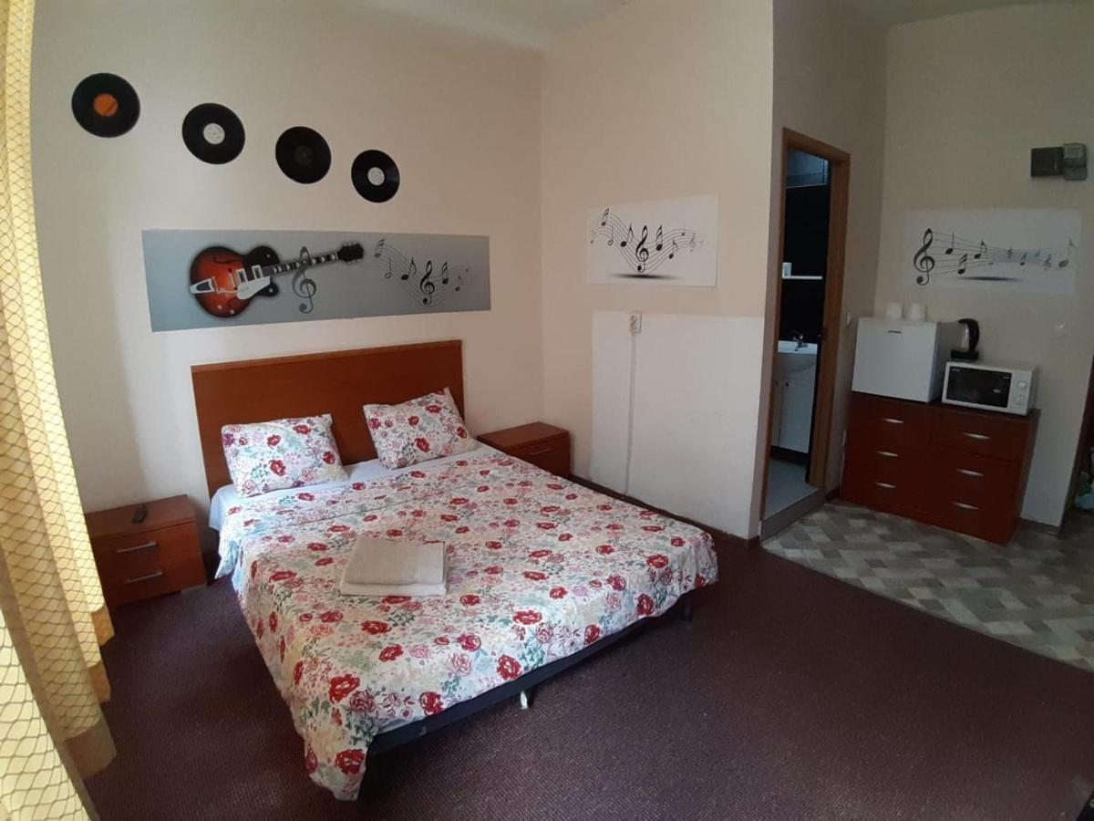 Old Town Friendly And Lovely Apartment Bucarest Esterno foto